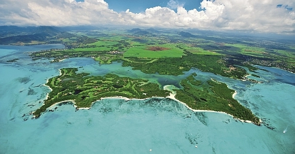 Ile aux Cerfs golf course in Mauritius