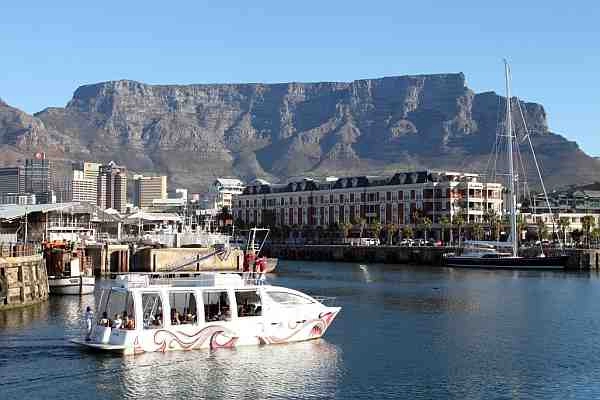 Table Mountain from the V & A Waterfront