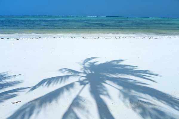 Breezes Beach Club Zanzibar holiday beach