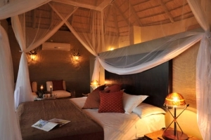 Ngoma Safari Lodge bedroom