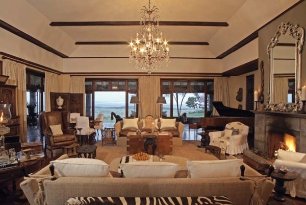 Main lounge in the Manor House at Singita Sasakwa Lodge