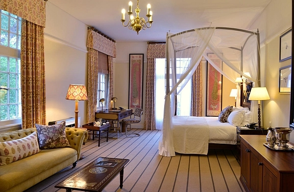 Victoria Falls Hotel accommodation - Deluxe Suite